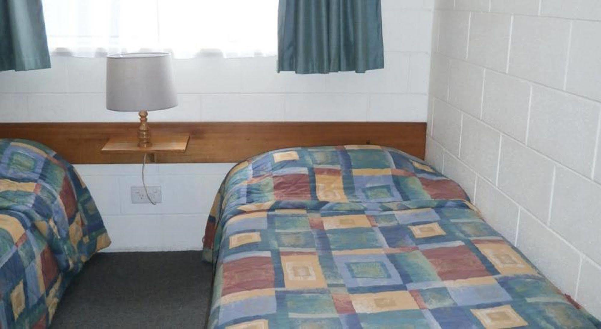 Aberdeen Court Apartments Λόντσεστον Εξωτερικό φωτογραφία