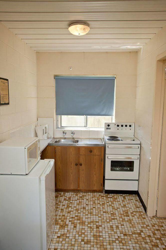 Aberdeen Court Apartments Λόντσεστον Εξωτερικό φωτογραφία